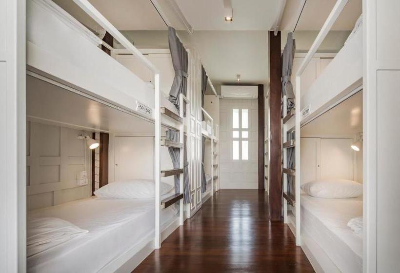 ユースホステル Busaba Ayutthaya