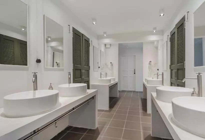 ユースホステル Busaba Ayutthaya