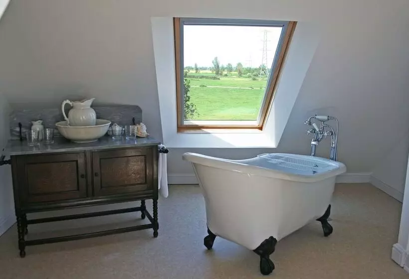 Aamiaismajoitus (B&B) Avon Lodge