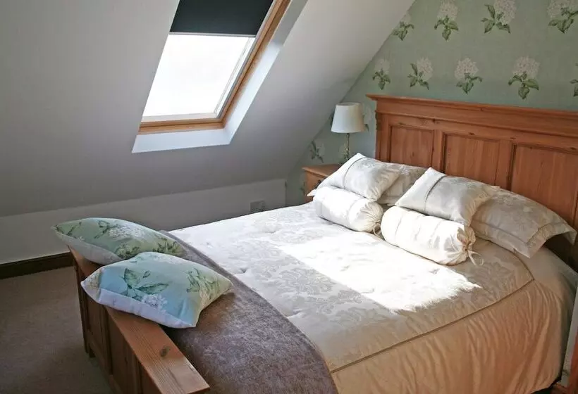 Aamiaismajoitus (B&B) Avon Lodge