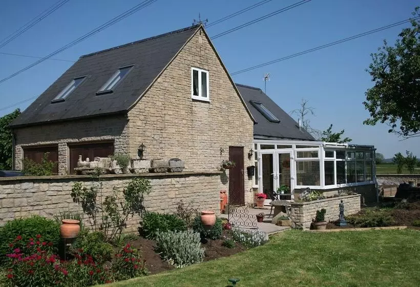 Aamiaismajoitus (B&B) Avon Lodge