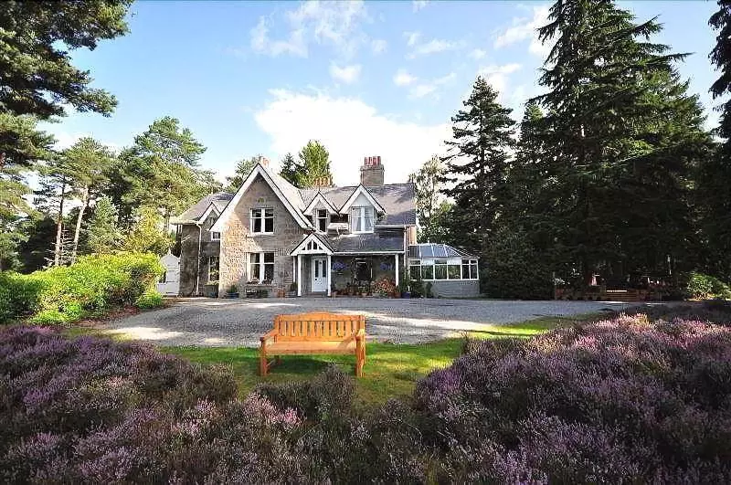 Aamiaismajoitus (B&B) Glendavan House