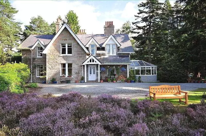 Aamiaismajoitus (B&B) Glendavan House