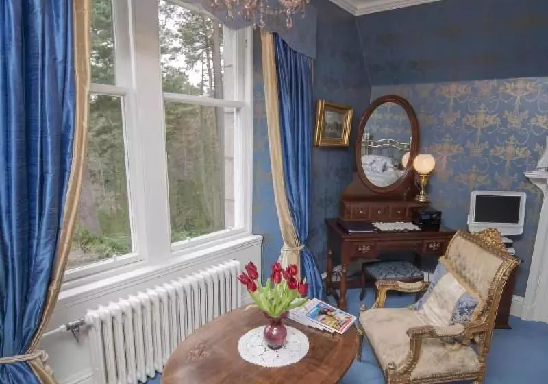 Aamiaismajoitus (B&B) Glendavan House