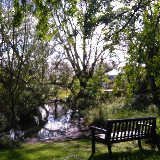 Aamiaismajoitus (B&B) Pear Tree Farm