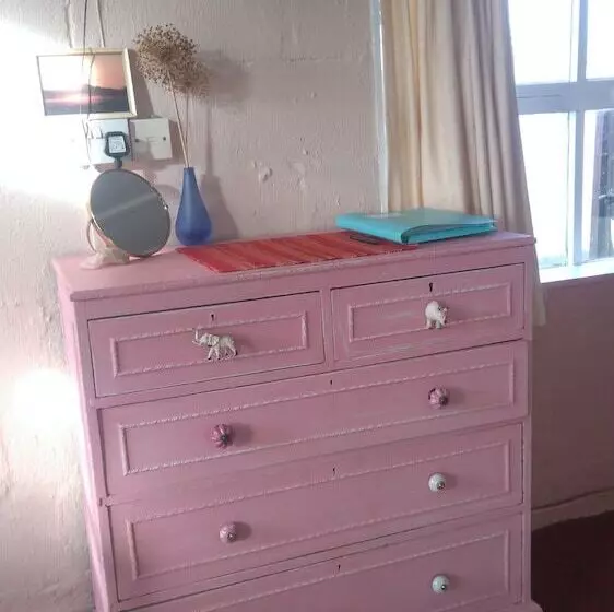 Aamiaismajoitus (B&B) Pear Tree Farm