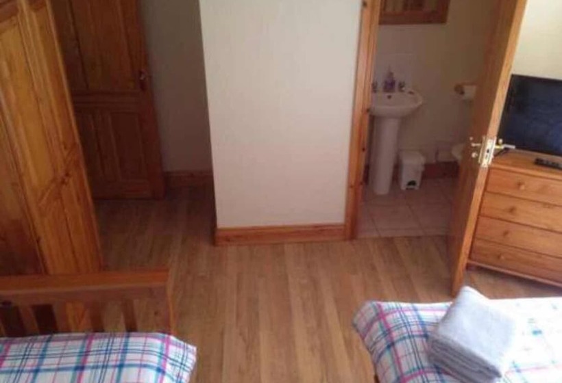 住宿加早餐  Tara House