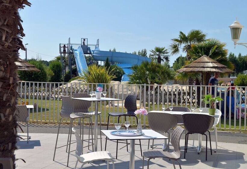 هتل Camping Les Places Dorees