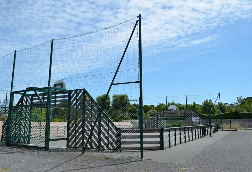 هتل Camping Les Places Dorees