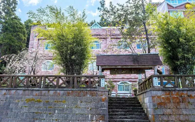 هتل Chinshanvilla