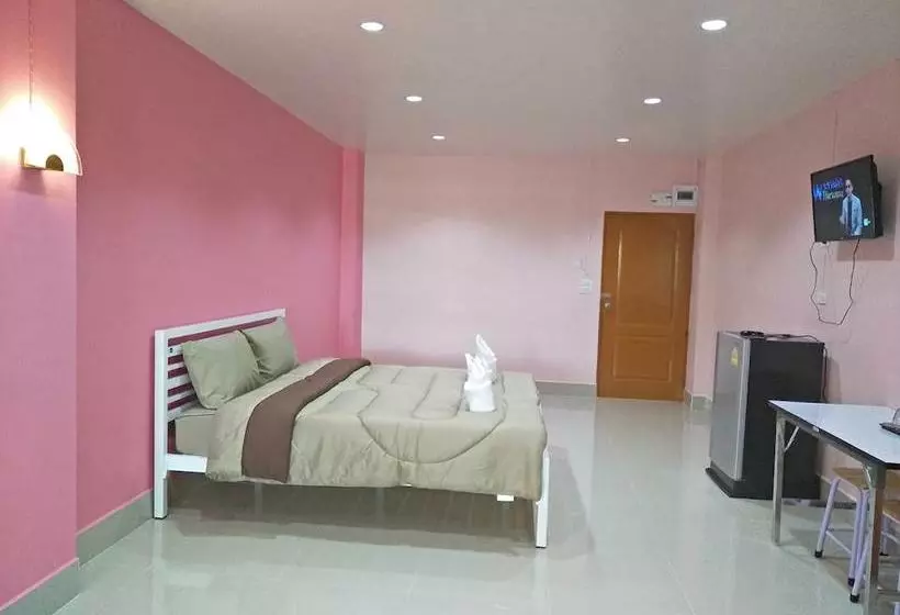هتل Lor Hon Tai Place