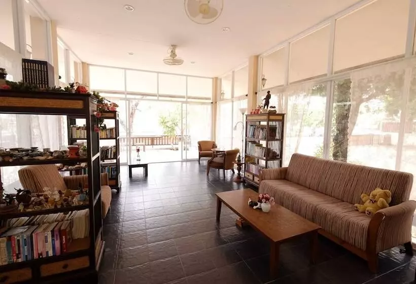 ホテル Piya Guesthouse