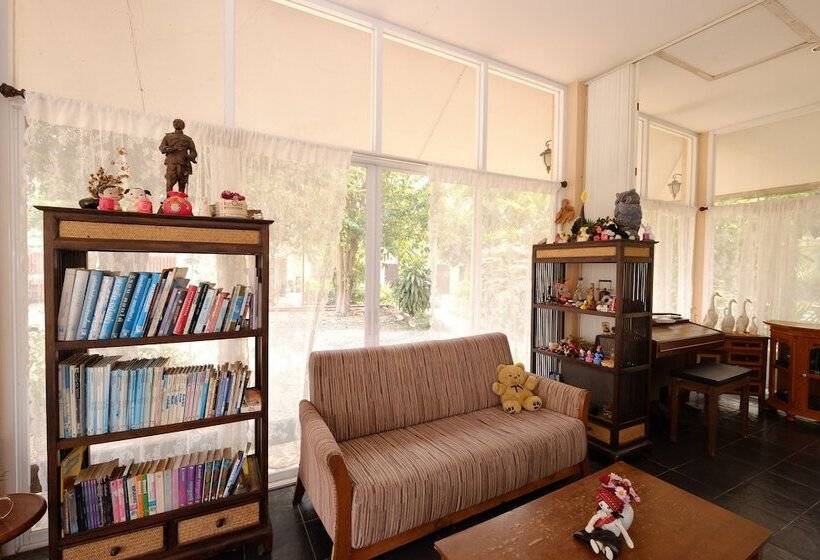 בית מלון כפרי Piya Guesthouse