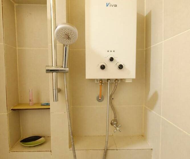 בית מלון כפרי Piya Guesthouse