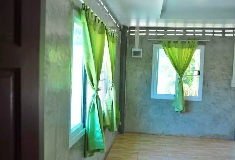 Maaseutuhotelli Homestay Baan Suan Mea Ta