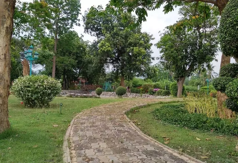 هتل Saichonview Resort