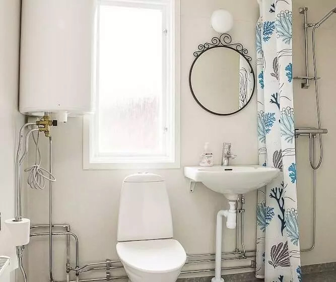 ホテル Uskavigården