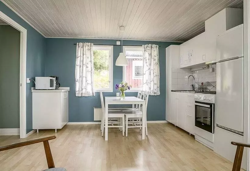 ホテル Uskavigården