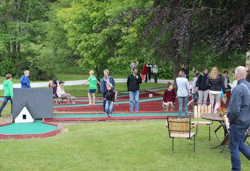 ホテル Uskavigården