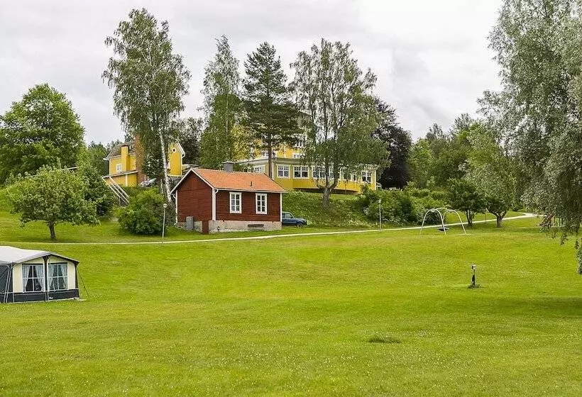 ホテル Uskavigården