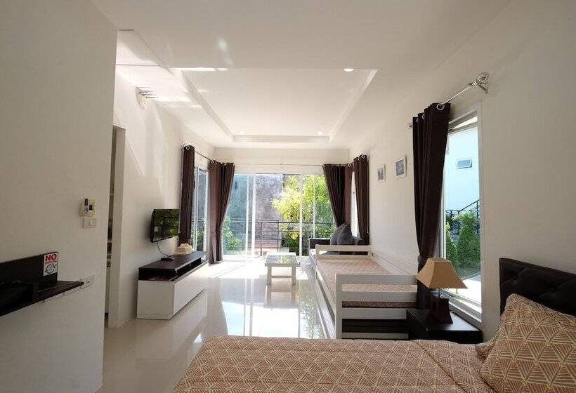 ホテル Yokyor Resort