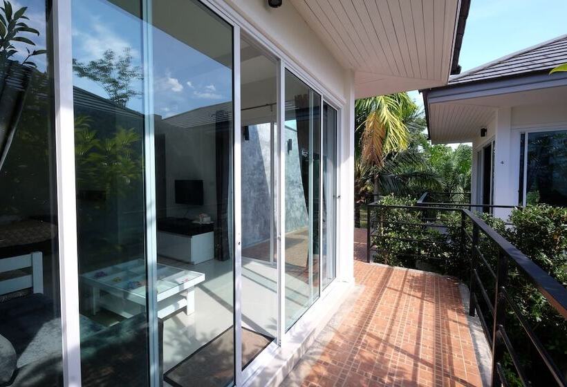 ホテル Yokyor Resort