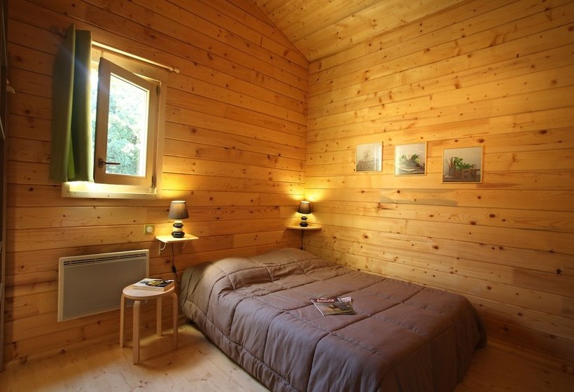 In The Country Side, Near Sarlat, Cottage With Indoor Heated Swimming Pool