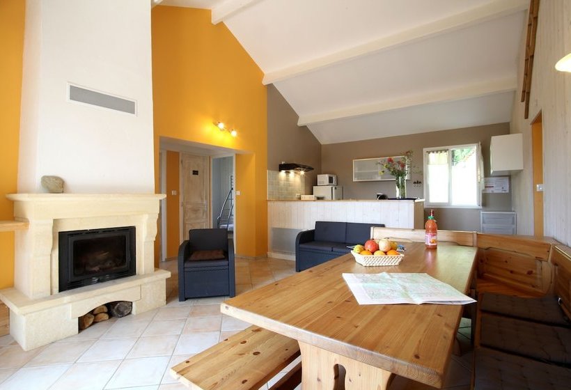 In The Country Side, Near Sarlat, Cottage With Indoor Heated Swimming Pool