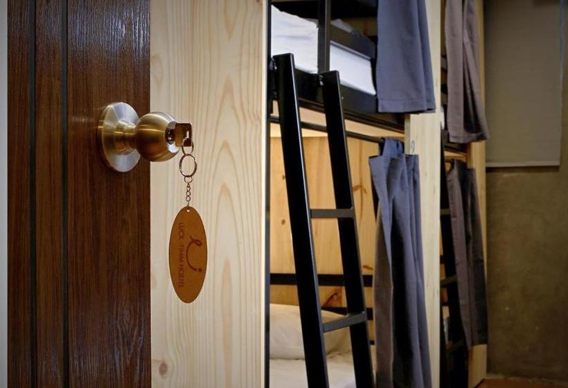Luck Yimm Hostel