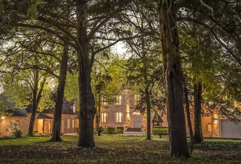 ペンション Chateau Ladausse