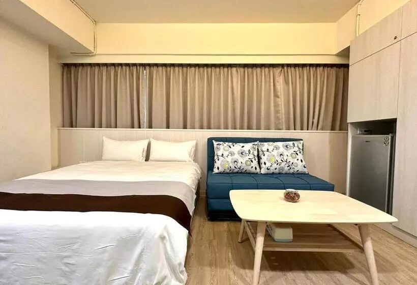پانسیون Music City Inn