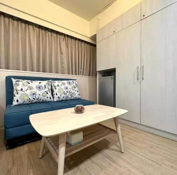 پانسیون Music City Inn