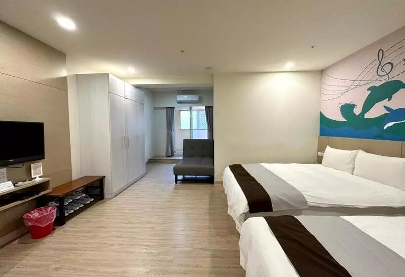 پانسیون Music City Inn