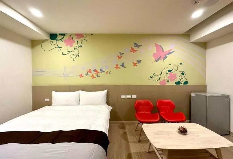 پانسیون Music City Inn