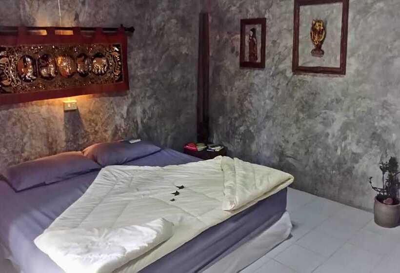 بنسيون The Local Story Home Stay 1