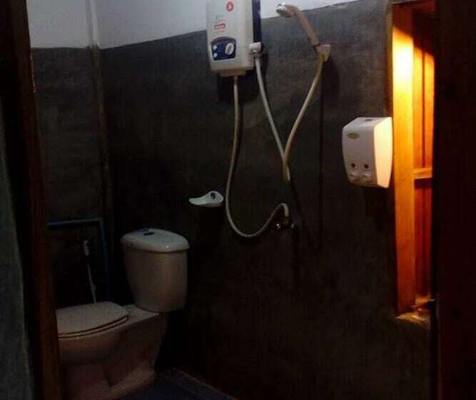 بنسيون The Local Story Home Stay 1