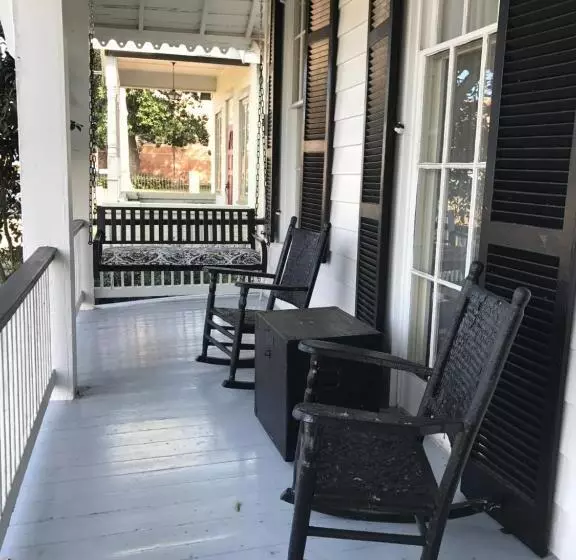 Riverboat Bed & Breakfast