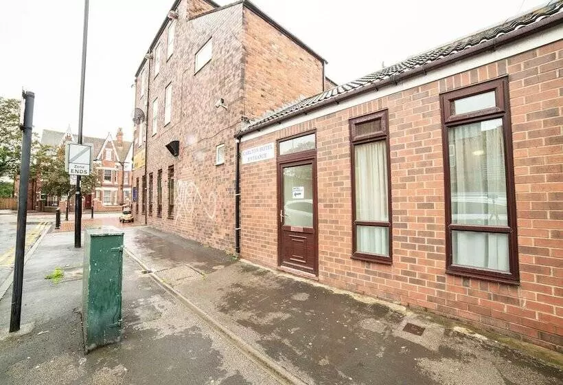 Retkeilymaja The Carlton