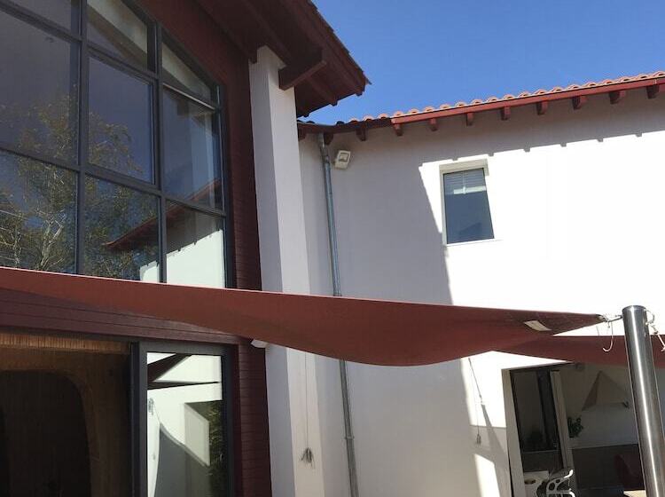 مبيت وإفطار Amalur