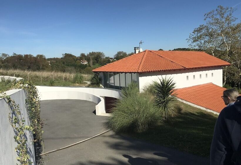 مبيت وإفطار Amalur