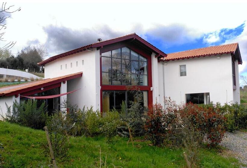 مبيت وإفطار Amalur