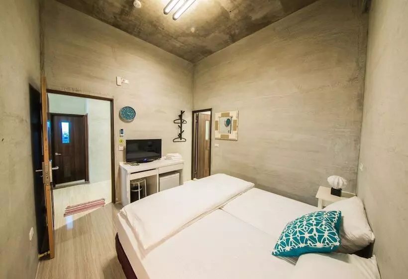 تختخواب و صبحانه Capybara Hostel