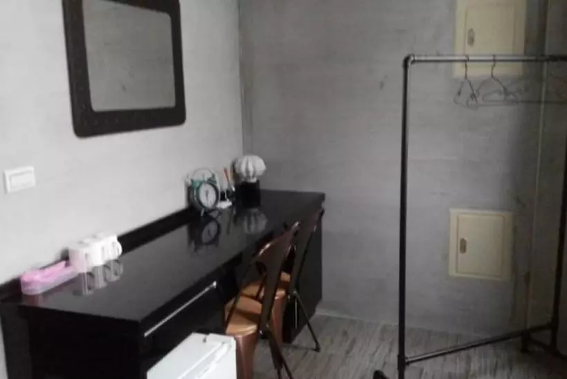 تختخواب و صبحانه Capybara Hostel