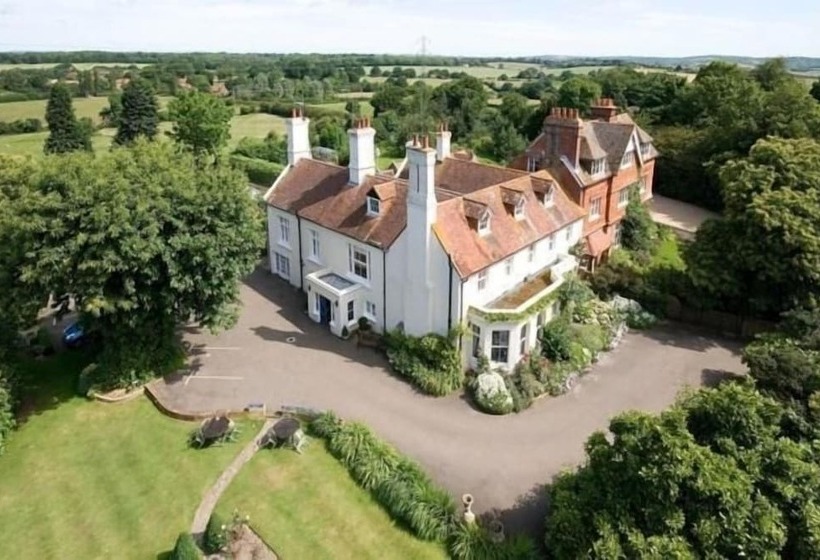 مبيت وإفطار Wartling Place Country House