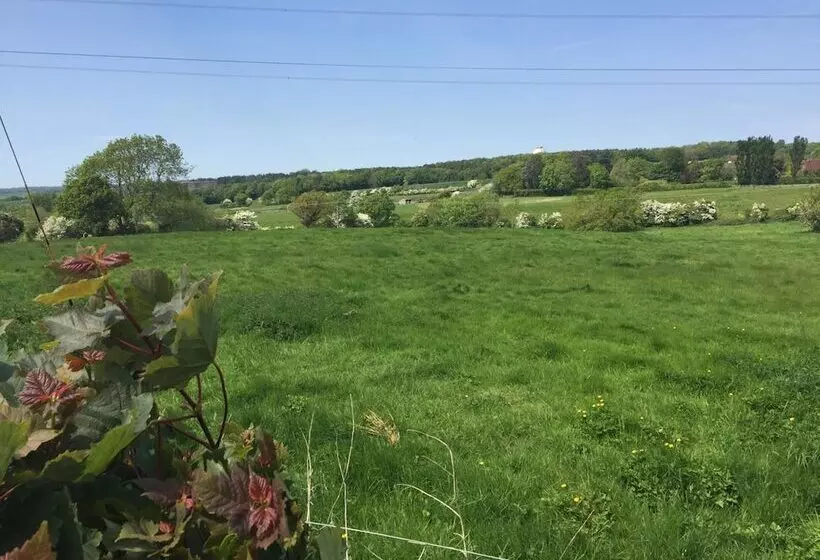 Aamiaismajoitus (B&B) Wartling Place Country House