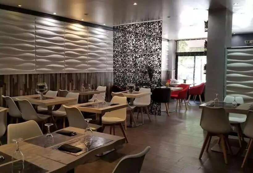 ホテル De La Gare