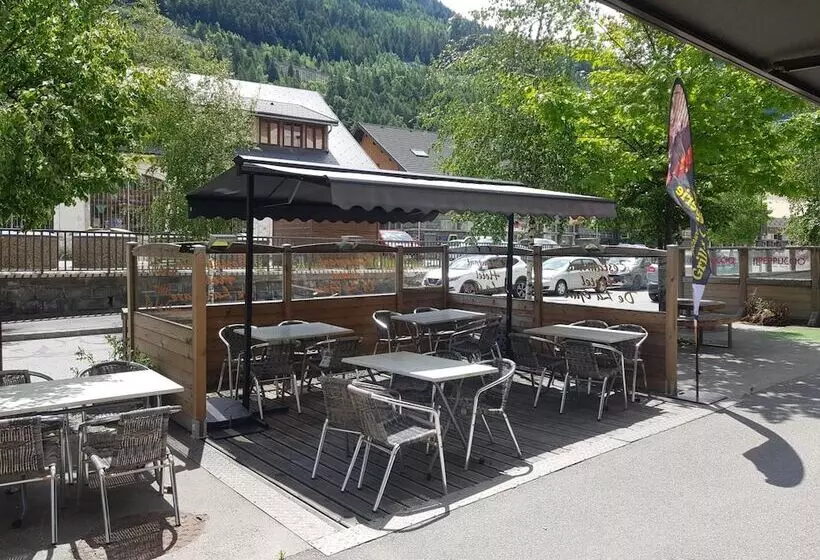 ホテル De La Gare