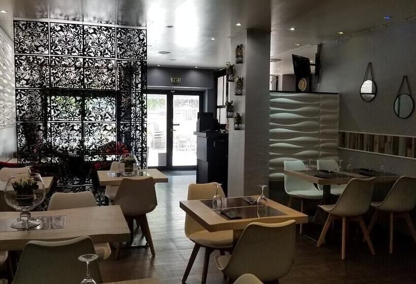 Отель De La Gare