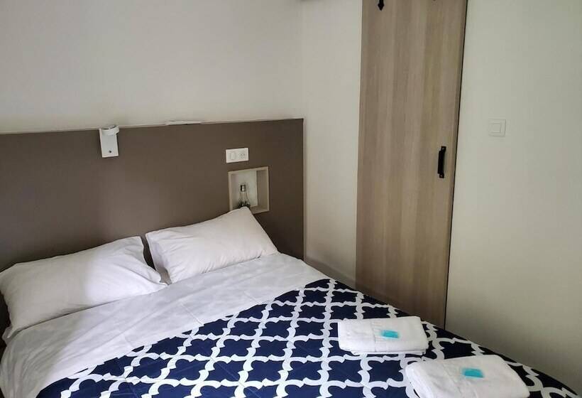 Отель De La Gare