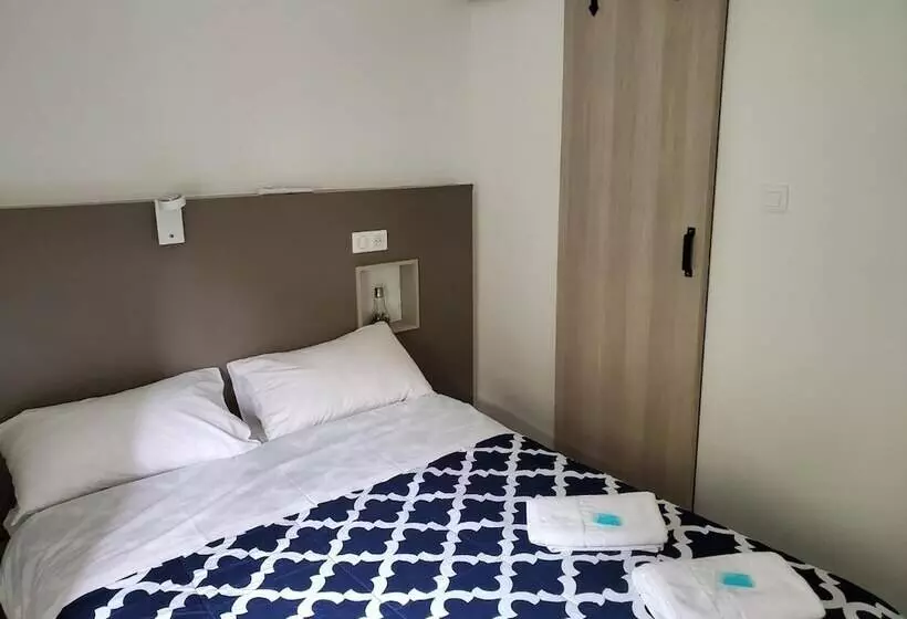 ホテル De La Gare